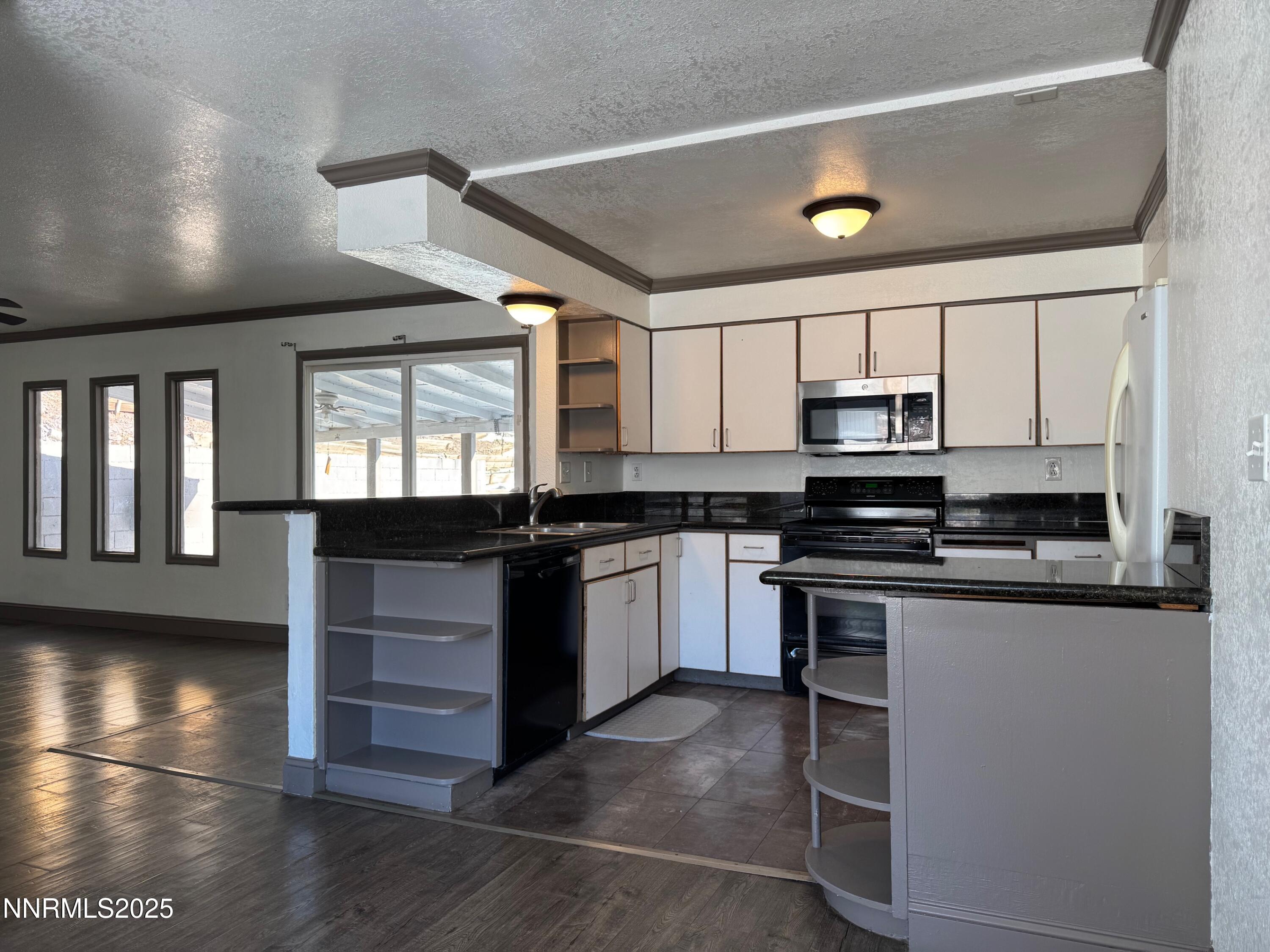 3290 Lodestar Lane Reno, NV 89503 - Photo 10 of 23 IMG_3383