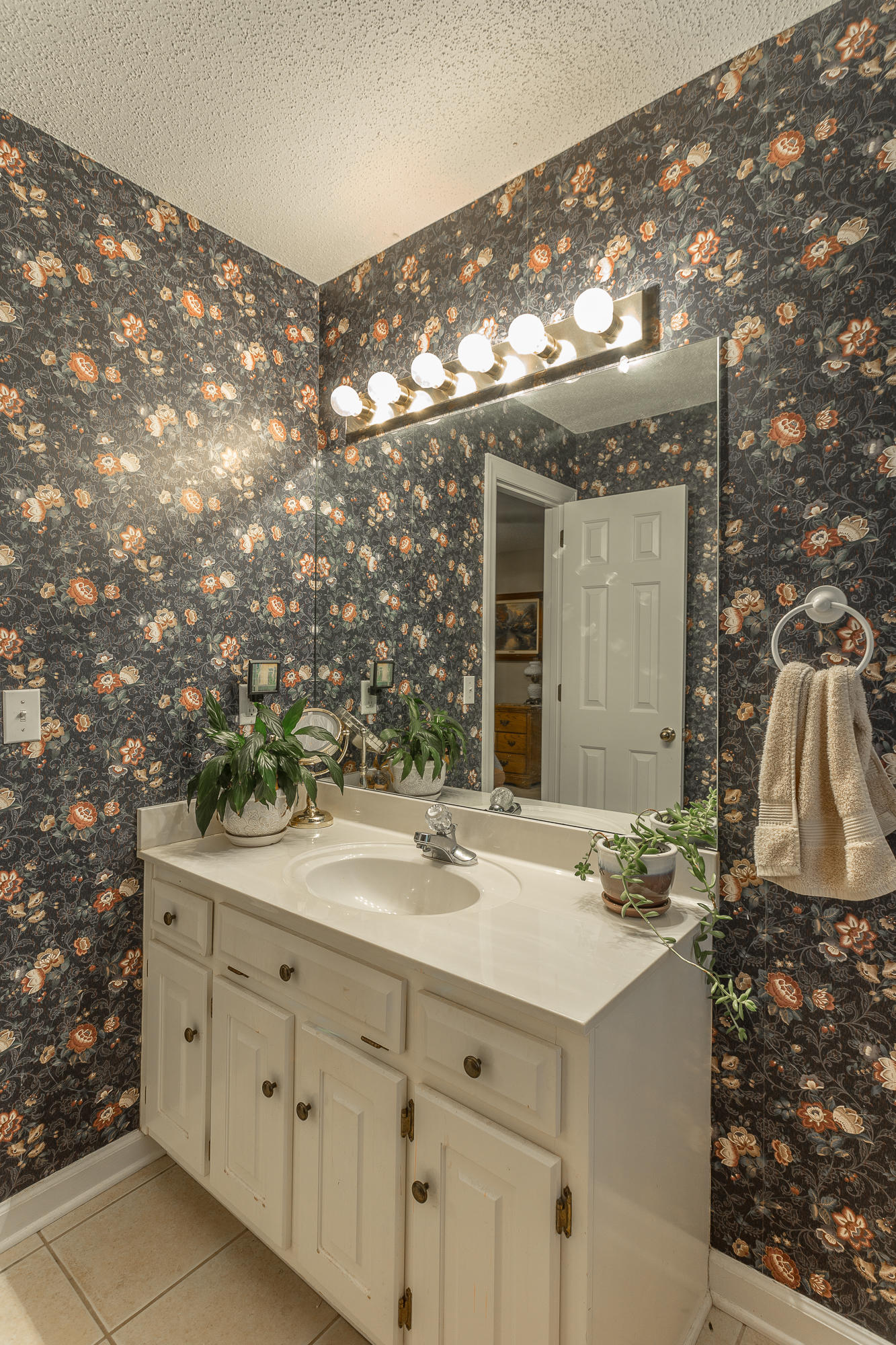 1104 Clift Cave Road Soddy Daisy, TN 37379 - Photo 38 of 63 1104 Clift Cave Road INT-37