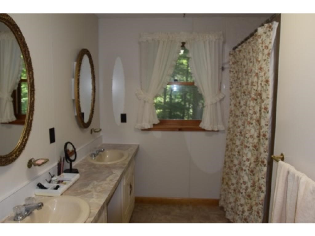 297 North Groton Road Hebron, NH 03241 - Photo 15 of 20