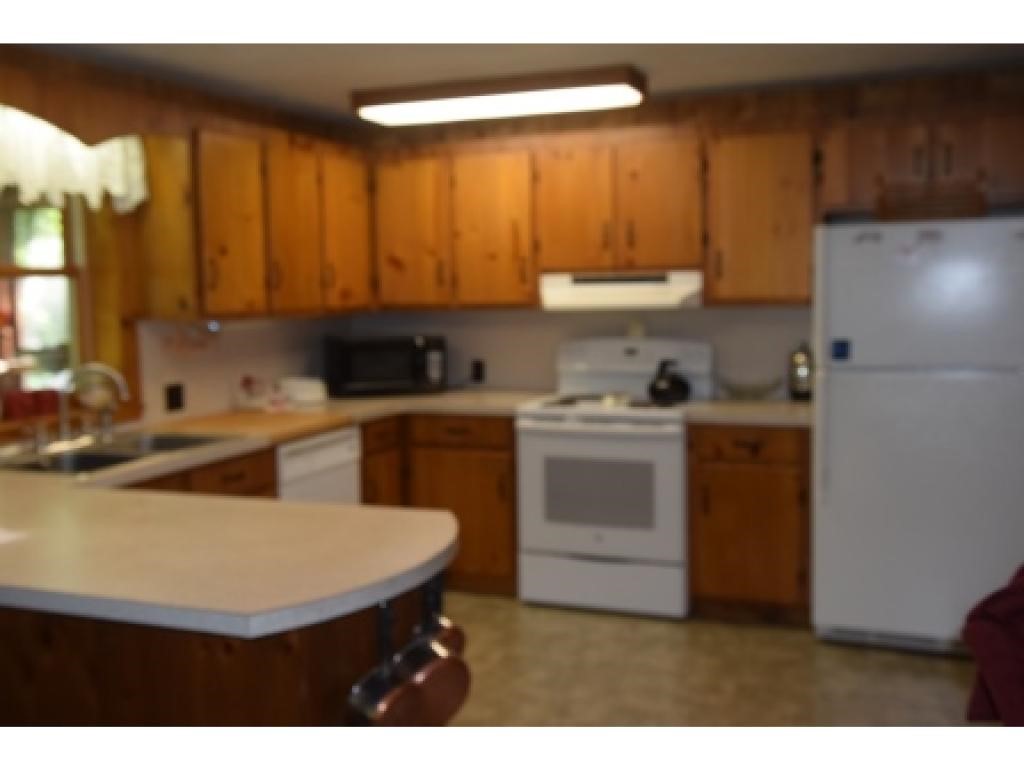 297 North Groton Road Hebron, NH 03241 - Photo 9 of 20