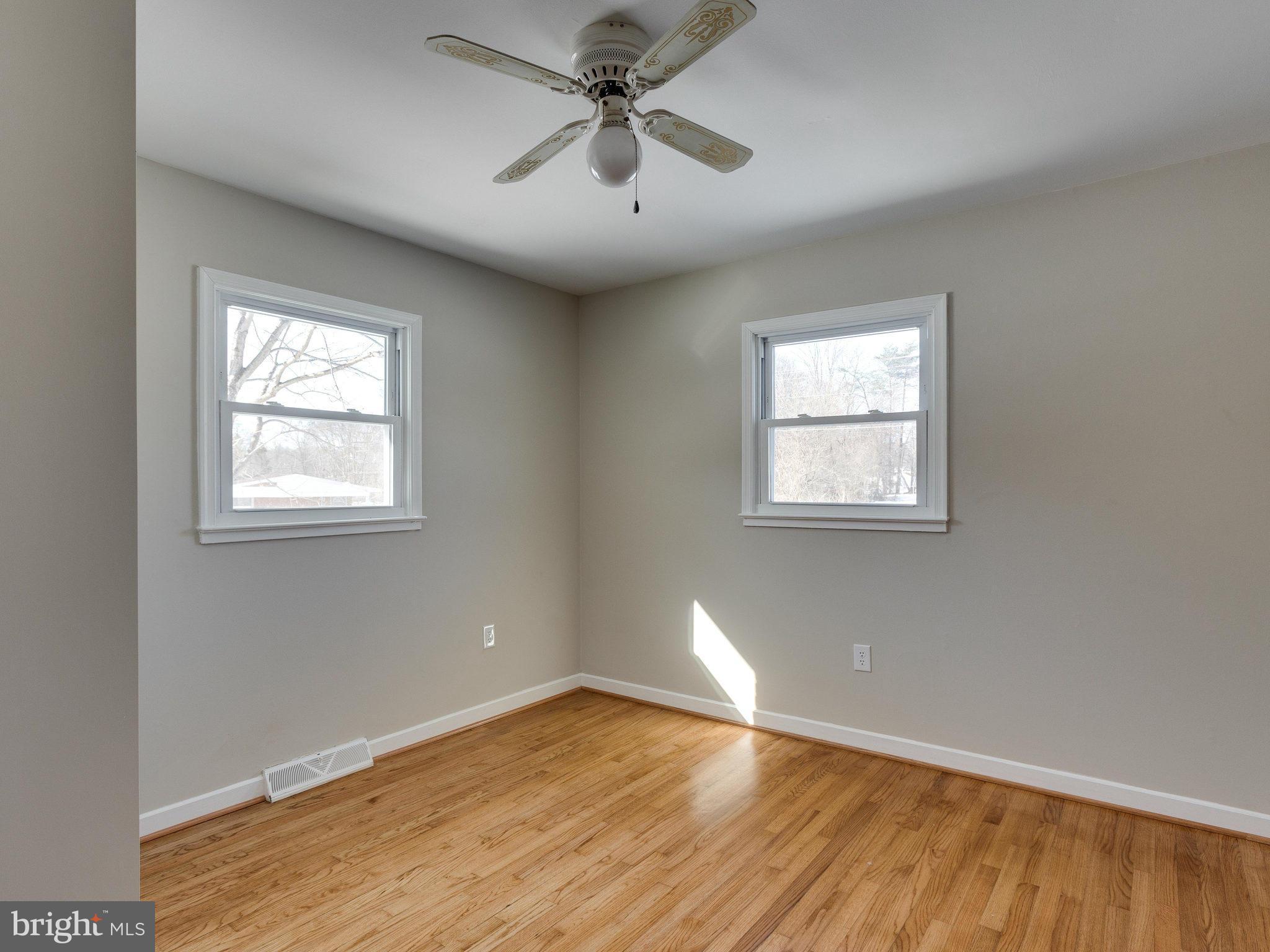 15301 Thoroughfare Road Gainesville, VA 20155 - Photo 17 of 30 Bedroom