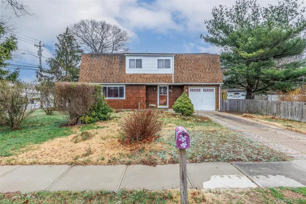 $449,990 | 1 Bear Street, Selden, NY 11784