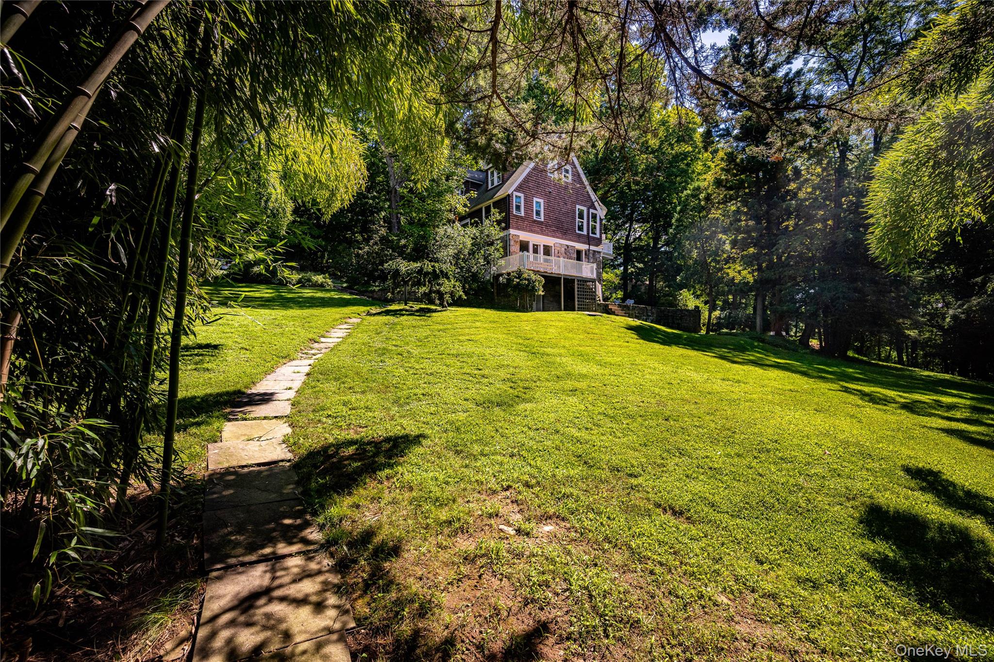344 Sprain Road Scarsdale, NY 10583 - Photo 12 of 48 Path leads to cottage.