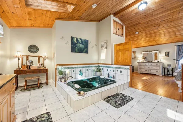 $685,000 | 26 Old Country Way, Limerick, ME 04048