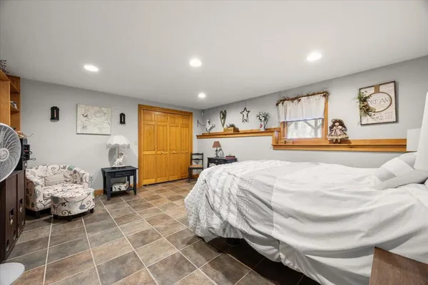 $685,000 | 26 Old Country Way, Limerick, ME 04048