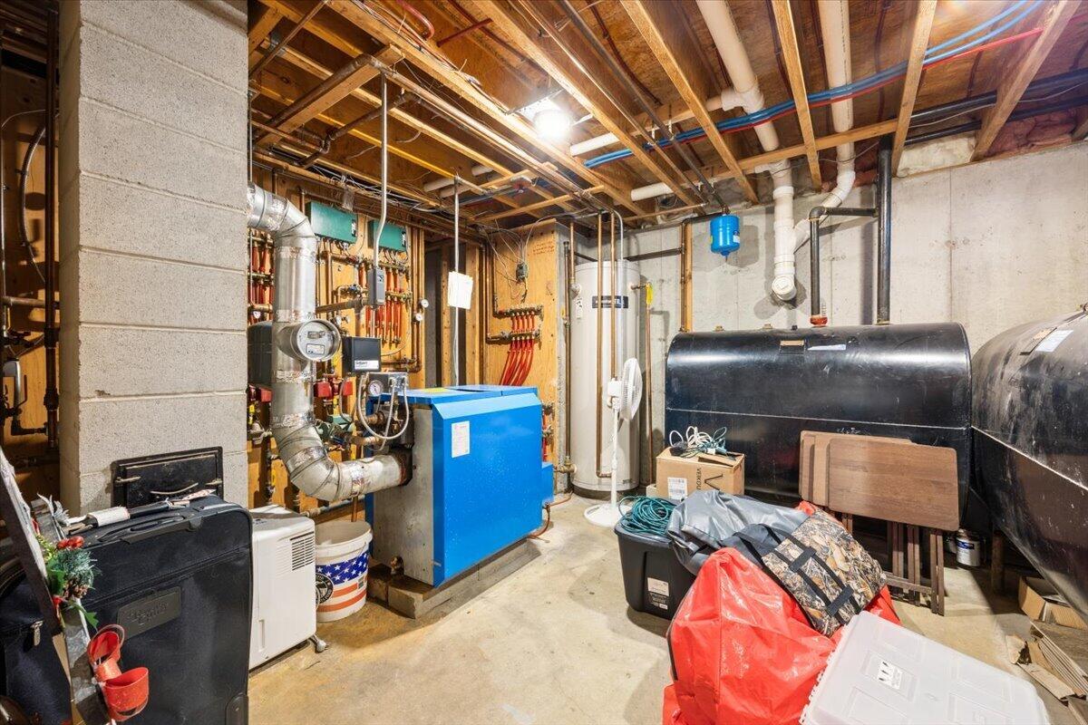 26 Old Country Way Limerick, ME 04048 - Photo 31 of 46 Utility room