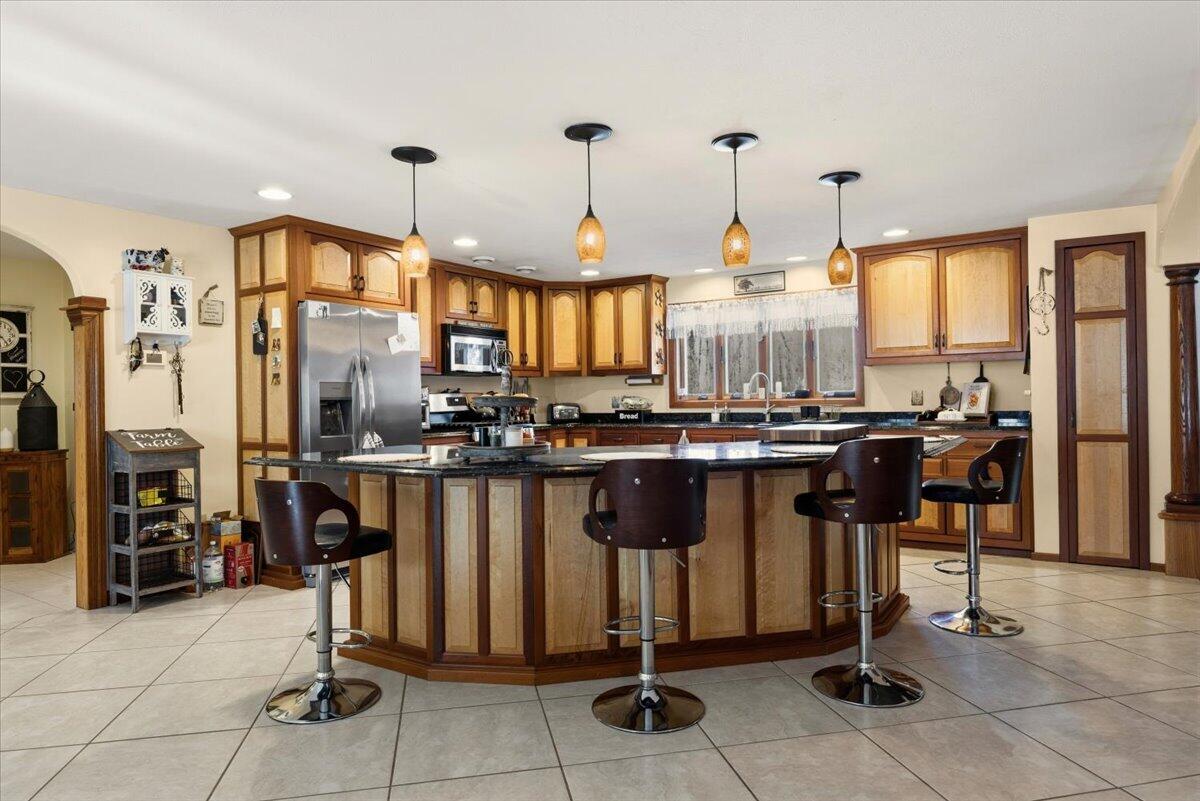 26 Old Country Way Limerick, ME 04048 - Photo 9 of 46 Kitchen