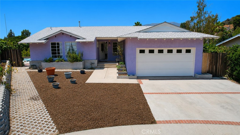 7129 Samoa Place Tujunga, CA 91042 - Photo 1 of 29