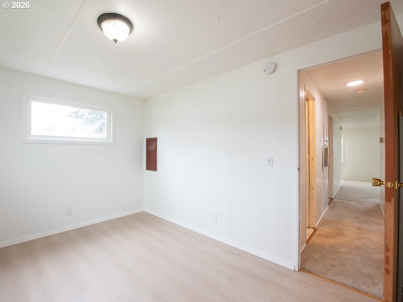 3950 Coburg Road, Unit 52 Eugene, OR 97408 - Photo 19 of 39