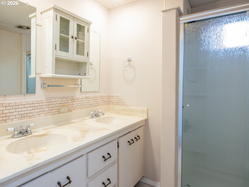 3950 Coburg Road, Unit 52 Eugene, OR 97408 - Photo 21 of 39