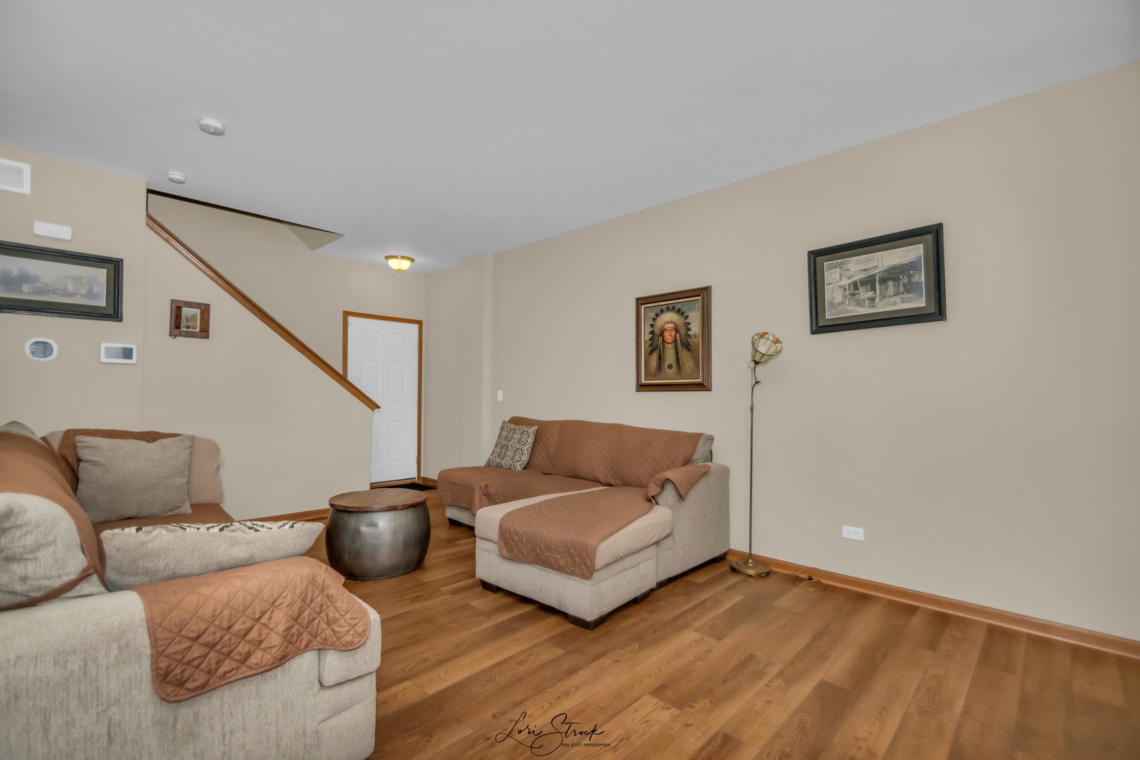 25009 Clare Circle Manhattan, IL 60442 - Photo 5 of 20 a living room with furniture and a wooden floor