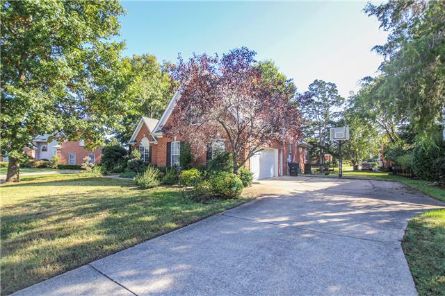 2911 Wolves Trail Murfreesboro, TN 37127 - Photo 13 of 13 LARGER DRIVE WAY WITH LOTS OF PRIVACY!!!