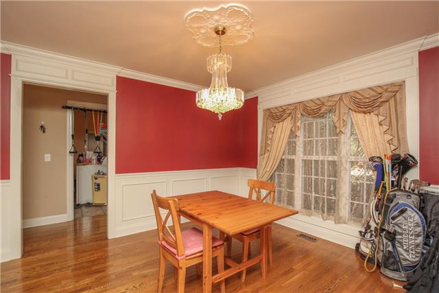 2911 Wolves Trail Murfreesboro, TN 37127 - Photo 8 of 13 SUCH BEAUTIFUL TRIM WORK AND LIGHTING...