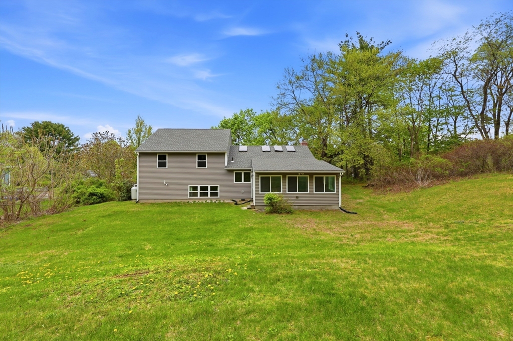 1185 Bay Road Amherst, MA 01002 - Photo 34 of 38