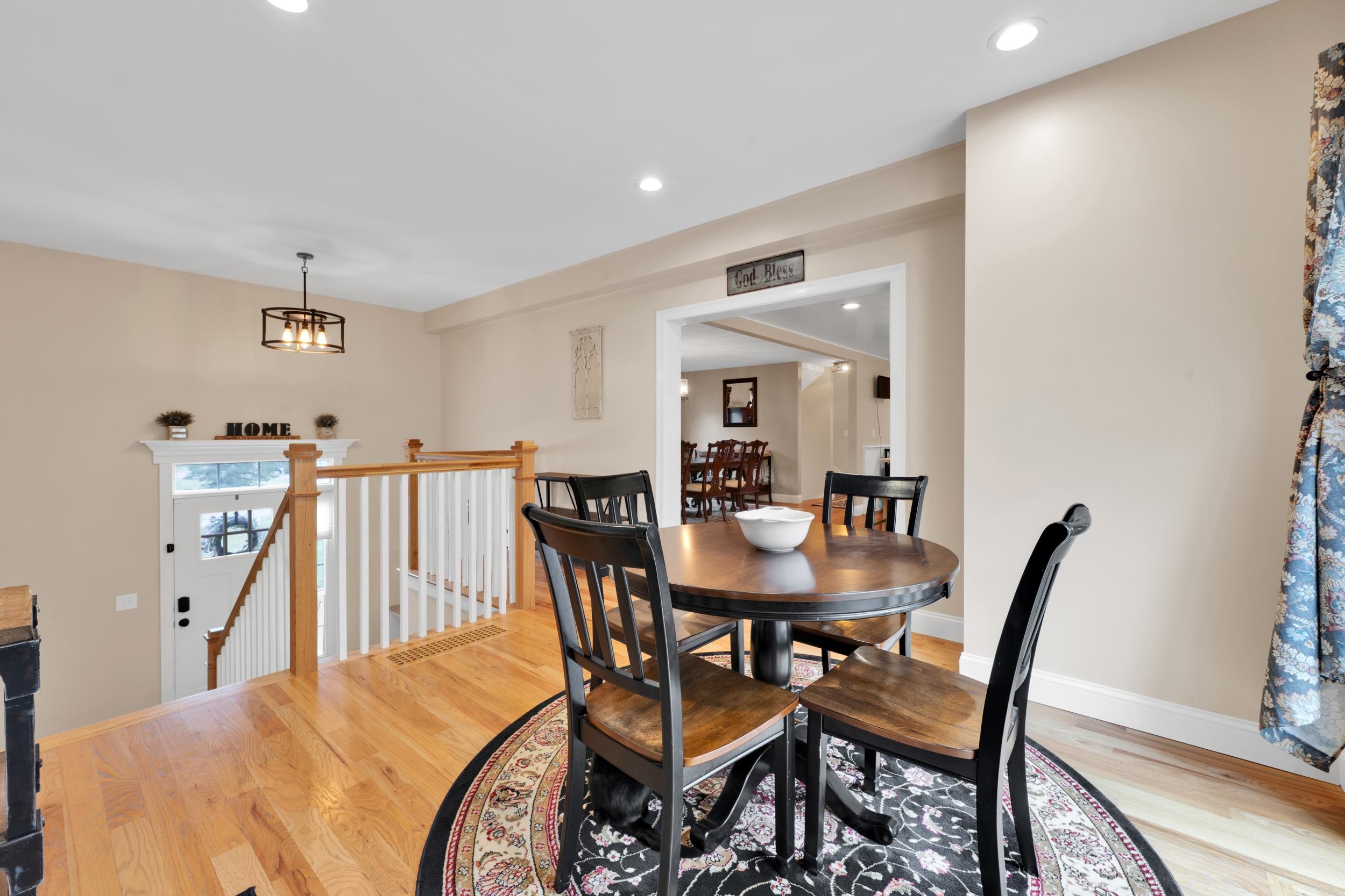 25 Riverview Circle Litchfield, NH 03052 - Photo 13 of 50