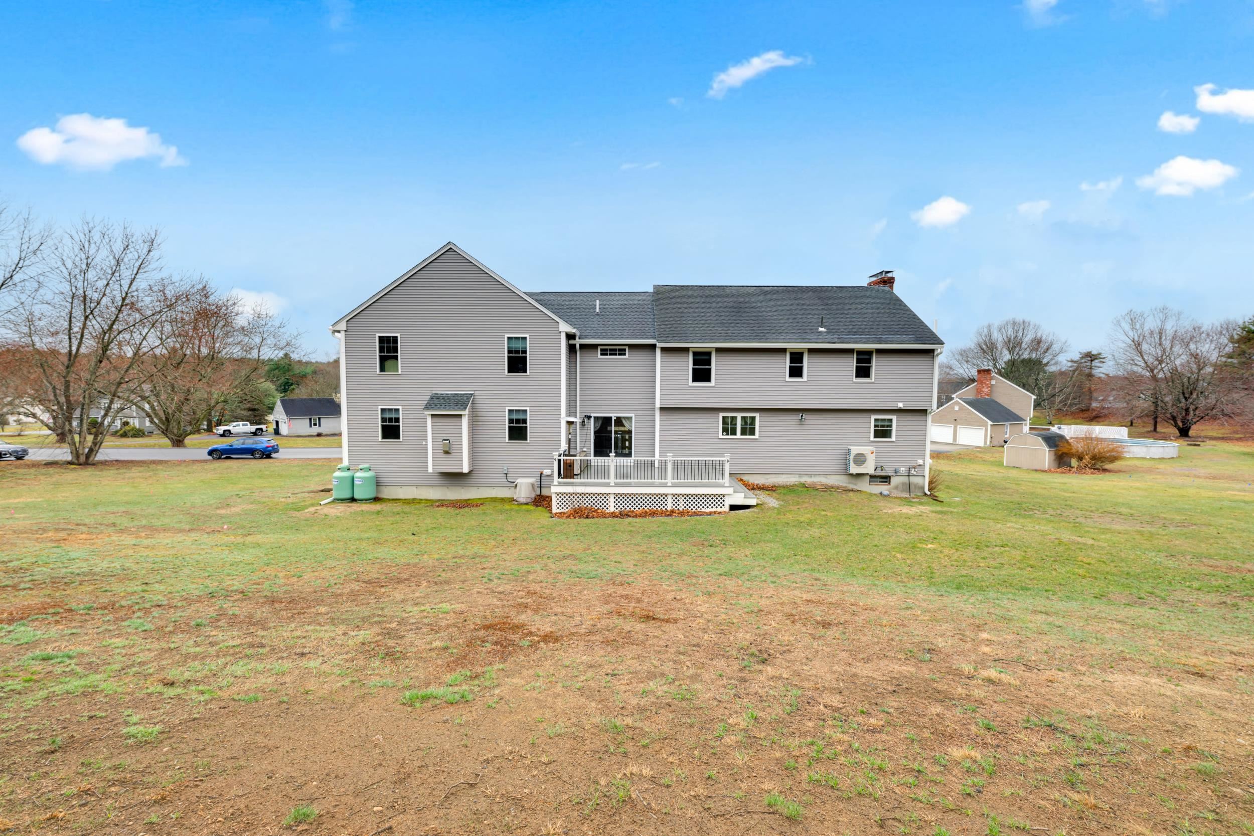 25 Riverview Circle Litchfield, NH 03052 - Photo 42 of 50