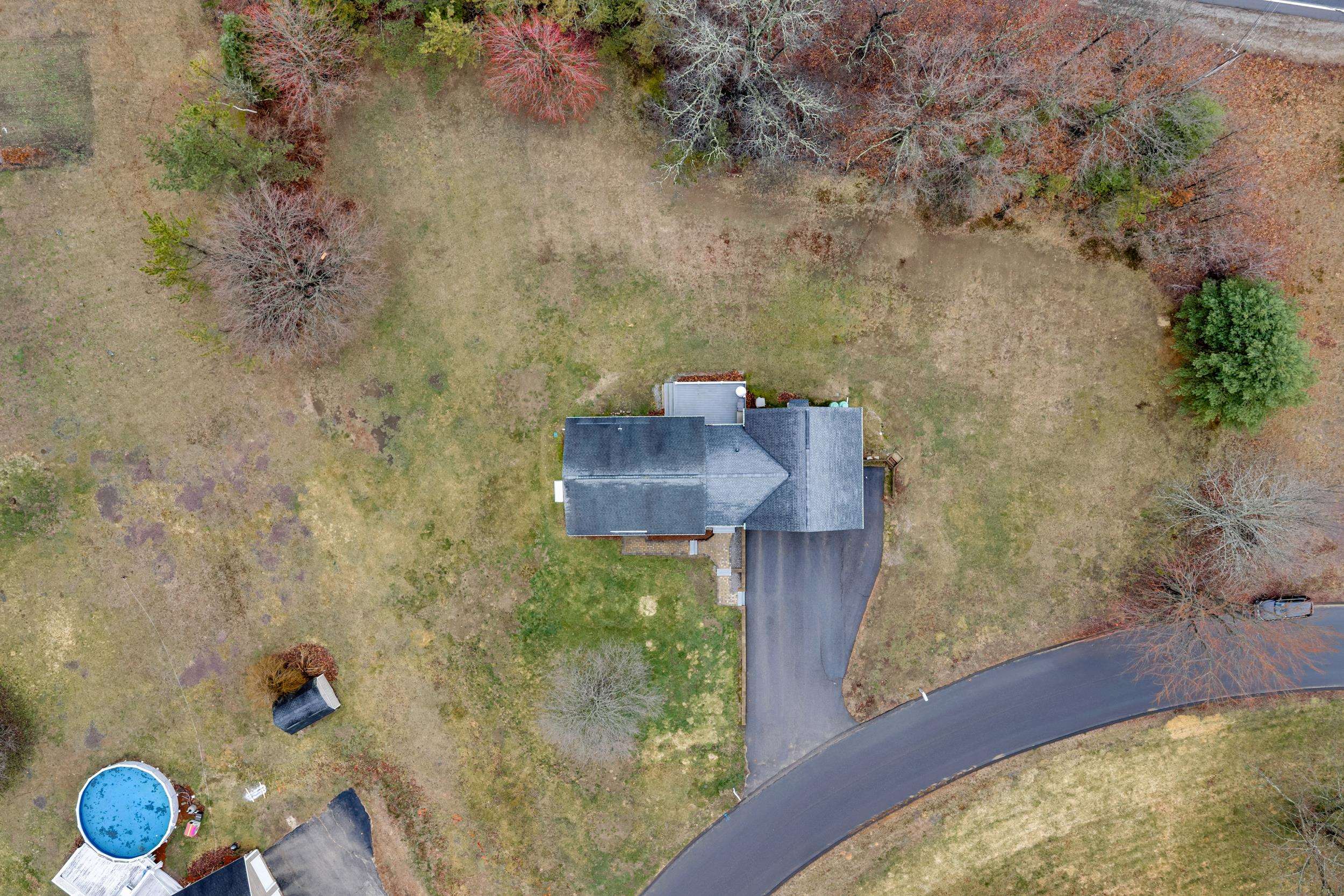 25 Riverview Circle Litchfield, NH 03052 - Photo 46 of 50