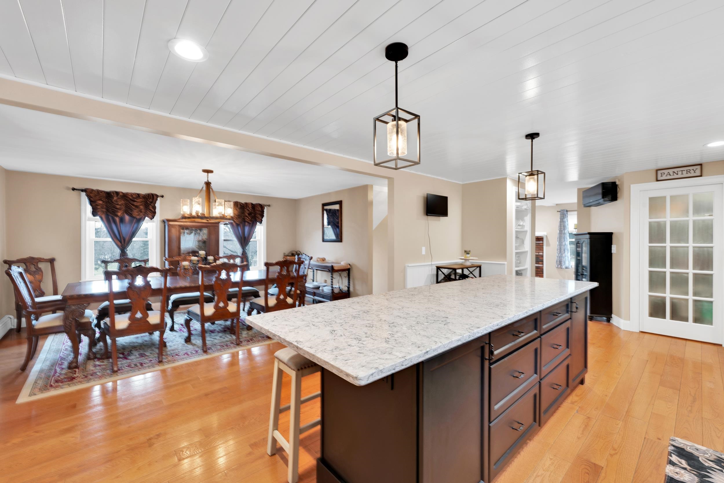 25 Riverview Circle Litchfield, NH 03052 - Photo 6 of 50