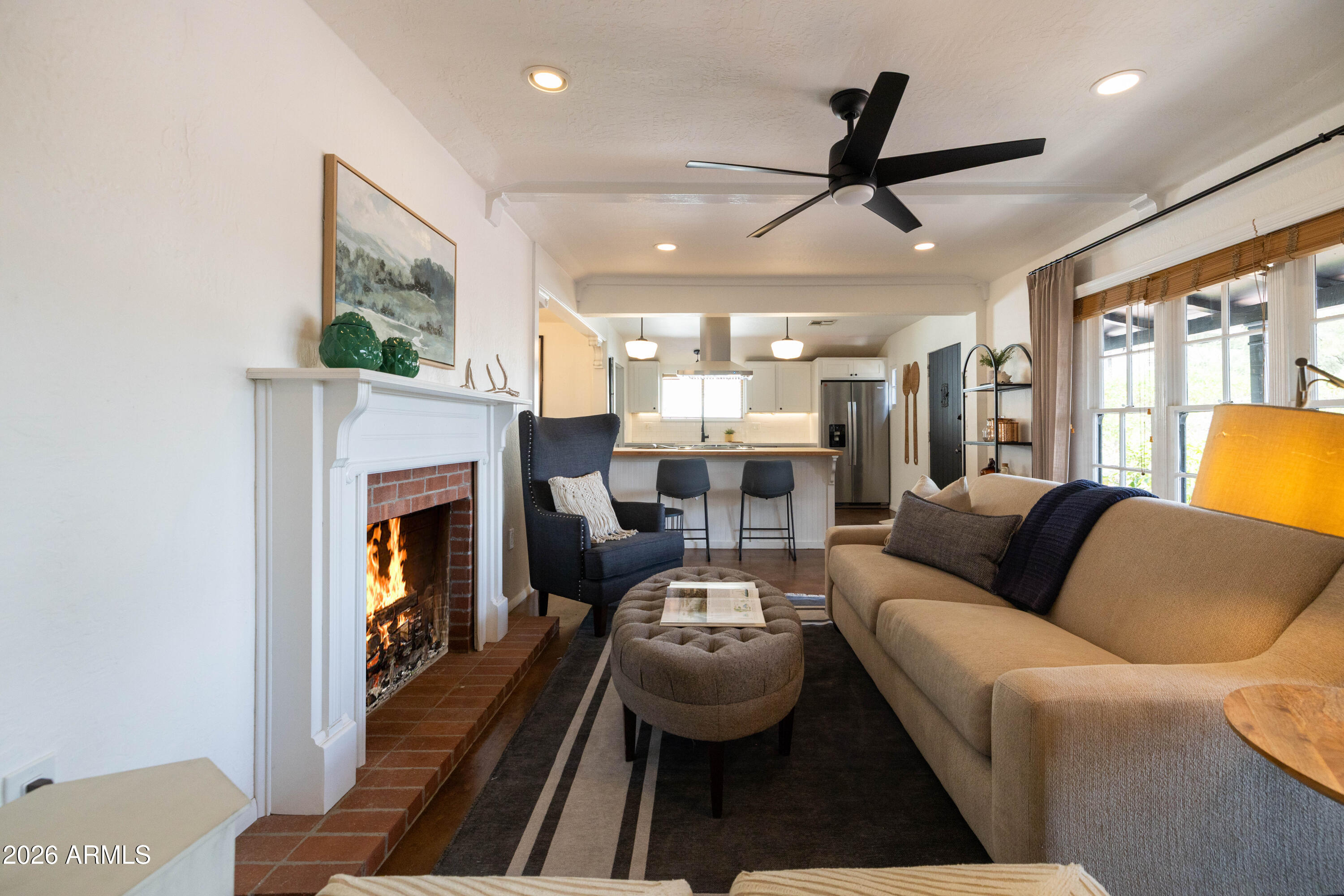 30 West Edgemont Avenue Phoenix, AZ 85013 - Photo 12 of 68 Amazing Natural Light