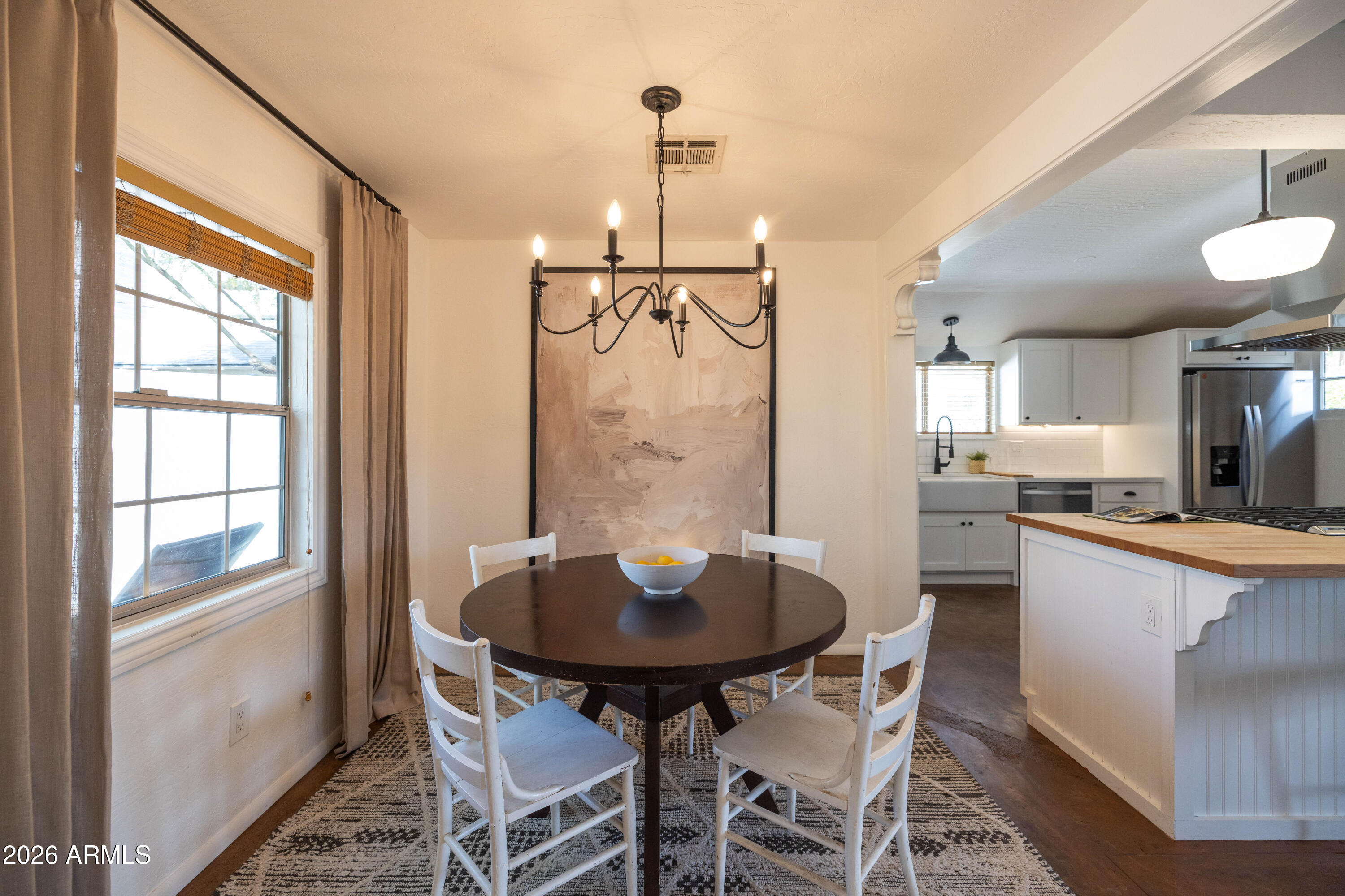 30 West Edgemont Avenue Phoenix, AZ 85013 - Photo 17 of 68 Dining Room