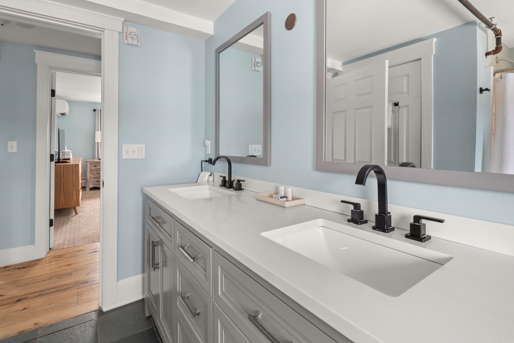 4706 Waterbury-Stowe Road, Unit 1&2 Waterbury, VT 05677 - Photo 20 of 49