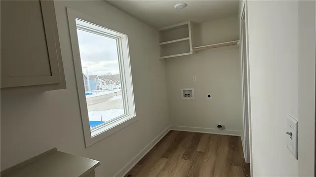 $460,500 | 704 Southeast 21st Street, Oak Grove, MO 64075