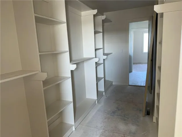 $460,500 | 704 Southeast 21st Street, Oak Grove, MO 64075