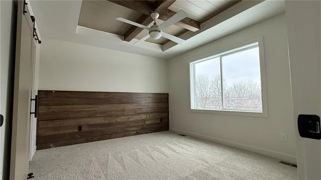 $460,500 | 704 Southeast 21st Street, Oak Grove, MO 64075