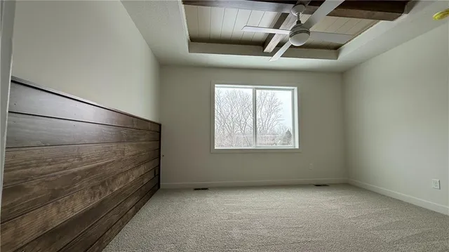 $460,500 | 704 Southeast 21st Street, Oak Grove, MO 64075