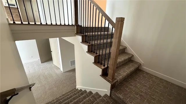 $460,500 | 704 Southeast 21st Street, Oak Grove, MO 64075