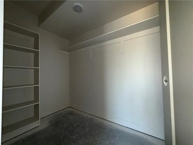 $460,500 | 704 Southeast 21st Street, Oak Grove, MO 64075