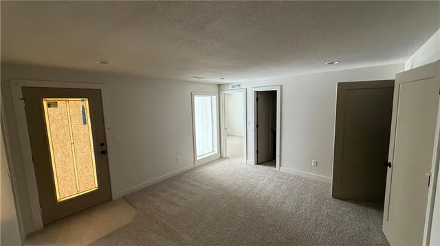 $460,500 | 704 Southeast 21st Street, Oak Grove, MO 64075