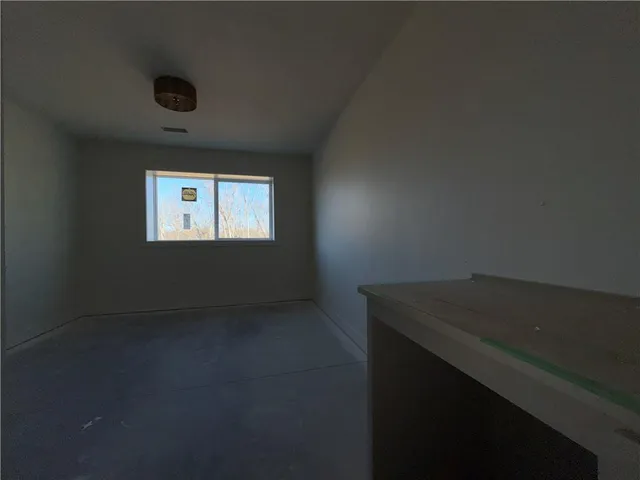 $460,500 | 704 Southeast 21st Street, Oak Grove, MO 64075