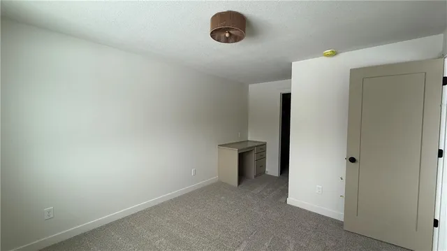 $460,500 | 704 Southeast 21st Street, Oak Grove, MO 64075