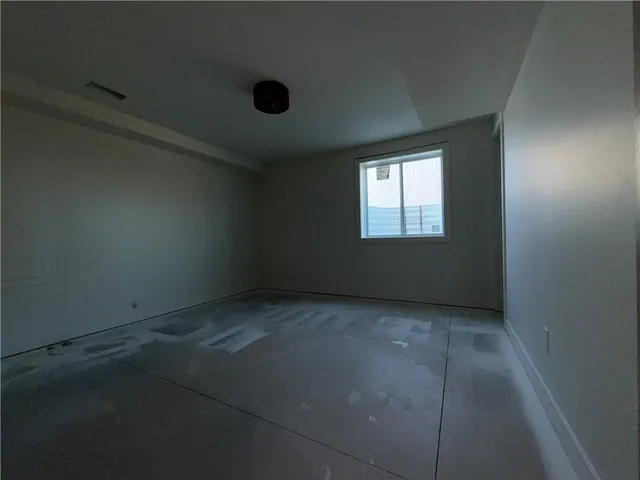 $460,500 | 704 Southeast 21st Street, Oak Grove, MO 64075