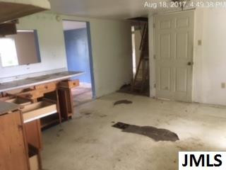 6202 North Draper Road Jackson, MI 49201 - Photo 4 of 8 Photo 4