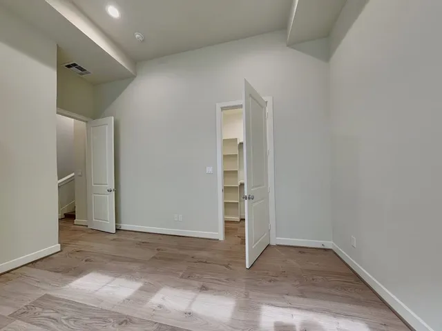 $2,399 | 6379 Paddington Bend Drive, Houston, TX 77008