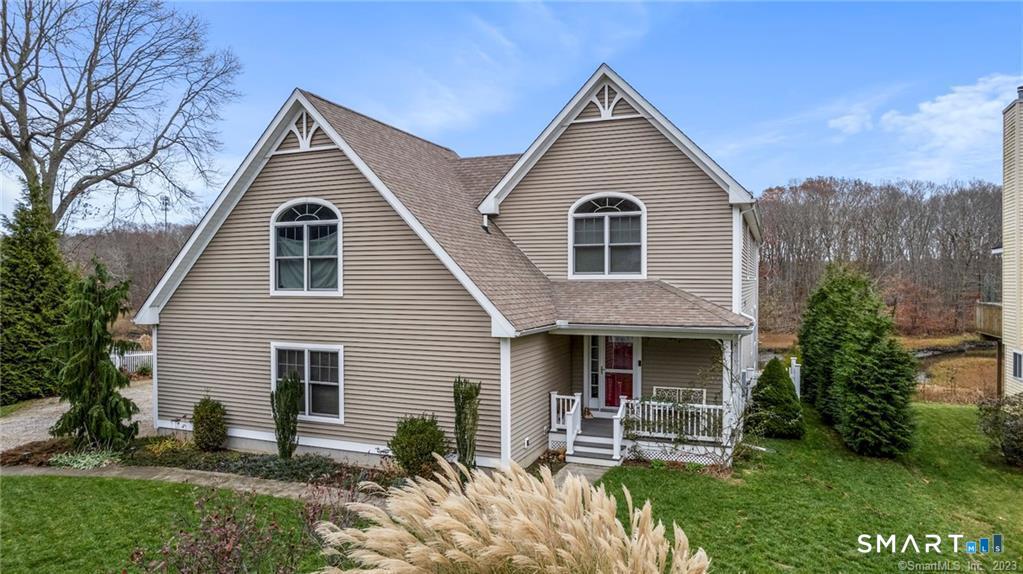 33 Marshfield Road East Lyme, CT 06357 - Photo 1 of 37 Gallery Image 1