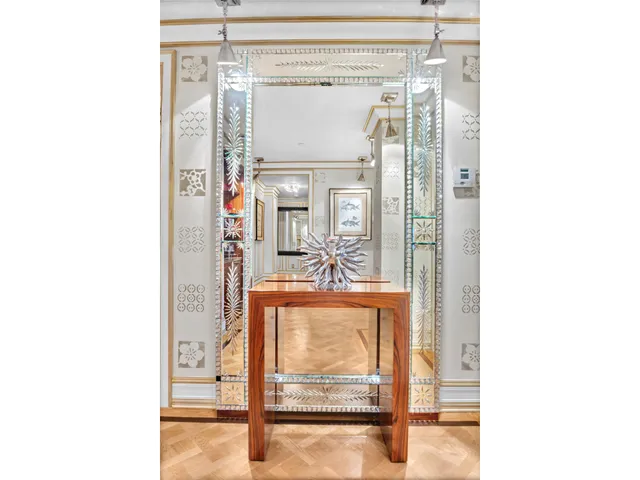 $6,800,000 | 1 Central Park South, Unit 1813 | Central Park South