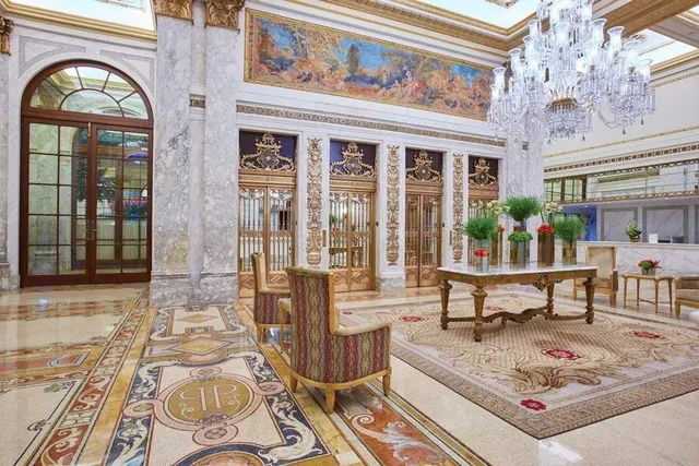 $6,800,000 | 1 Central Park South, Unit 1813 | Central Park South