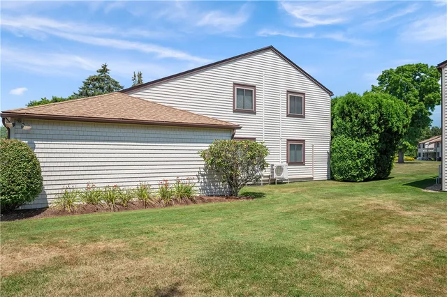 $449,900 | 30 Sweet Meadows Court, Unit 26, Narragansett, RI 02882