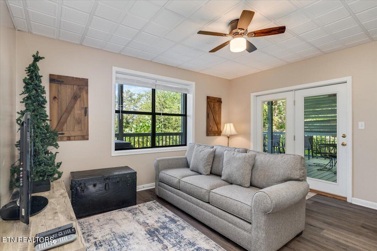 425 Stone Ridge Way Pigeon Forge, TN 37863 - Photo 29 of 46 29-Recreation Room