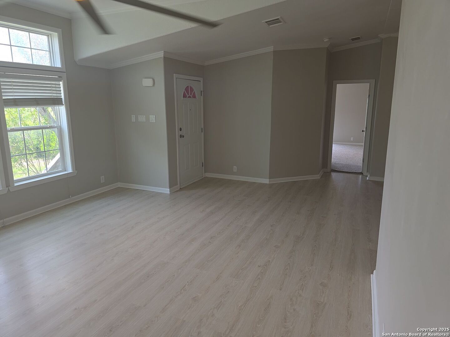 7940 County Road 279 Rio Medina, TX 78066 - Photo 11 of 33 an empty room with windows