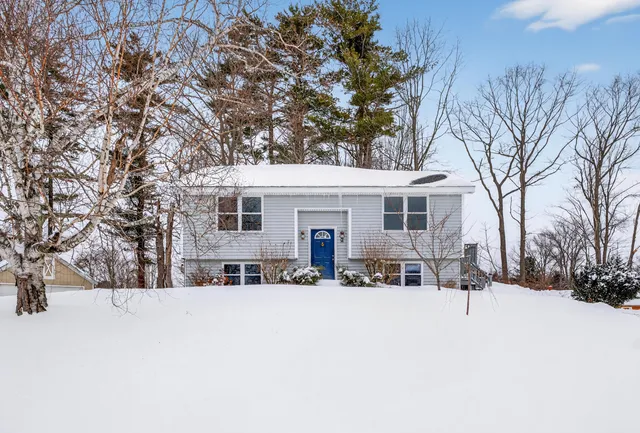 $429,000 | 14 Phillip Street, Scarborough, ME 04074