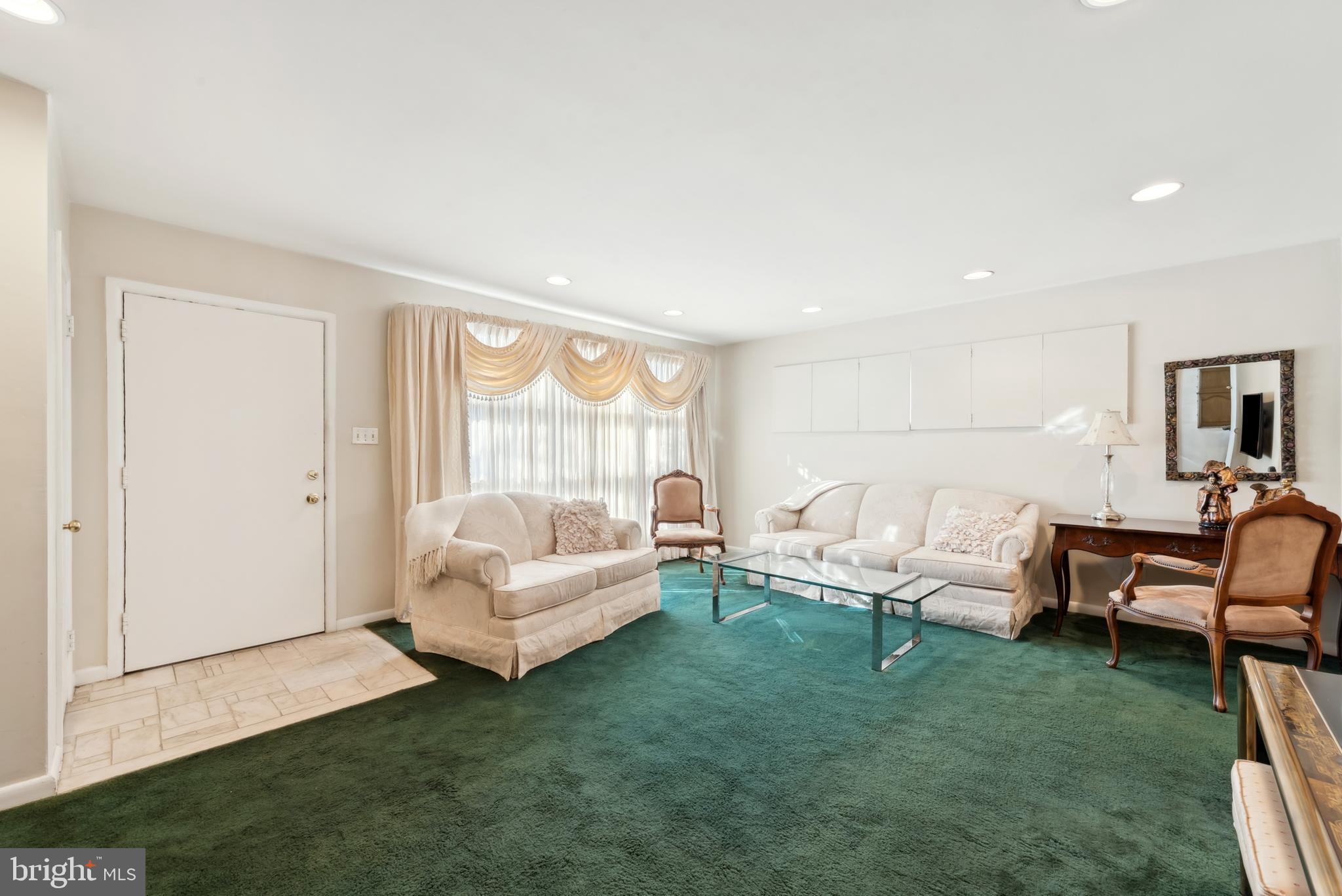 411 Achille Road Havertown, PA 19083 - Photo 5 of 34 Gallery Image 5