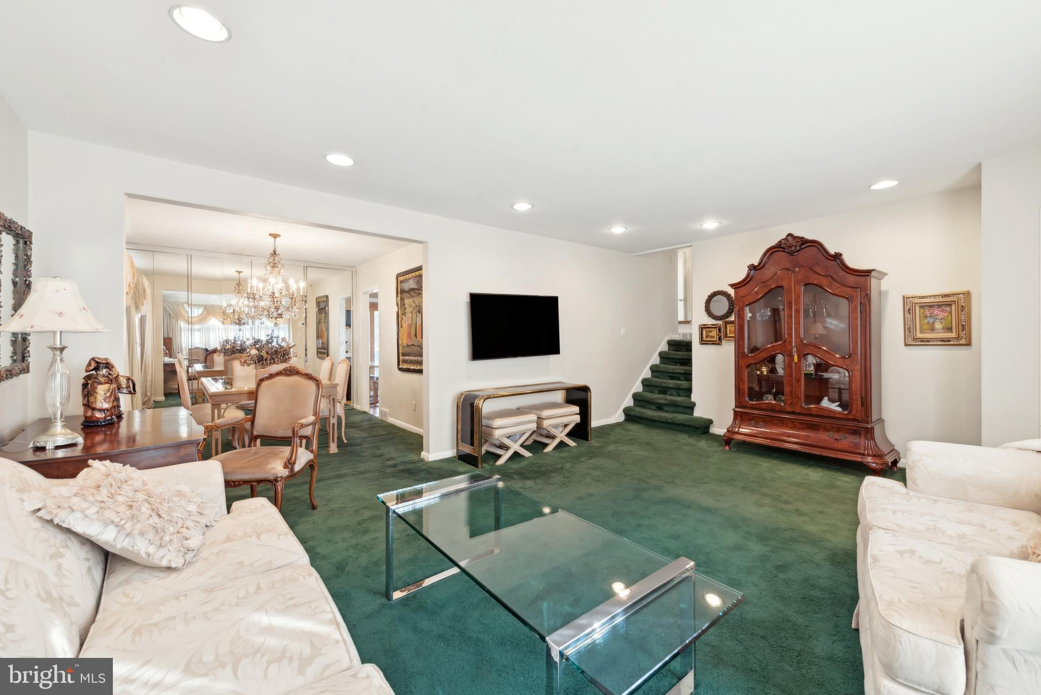 411 Achille Road Havertown, PA 19083 - Photo 6 of 34 Gallery Image 6