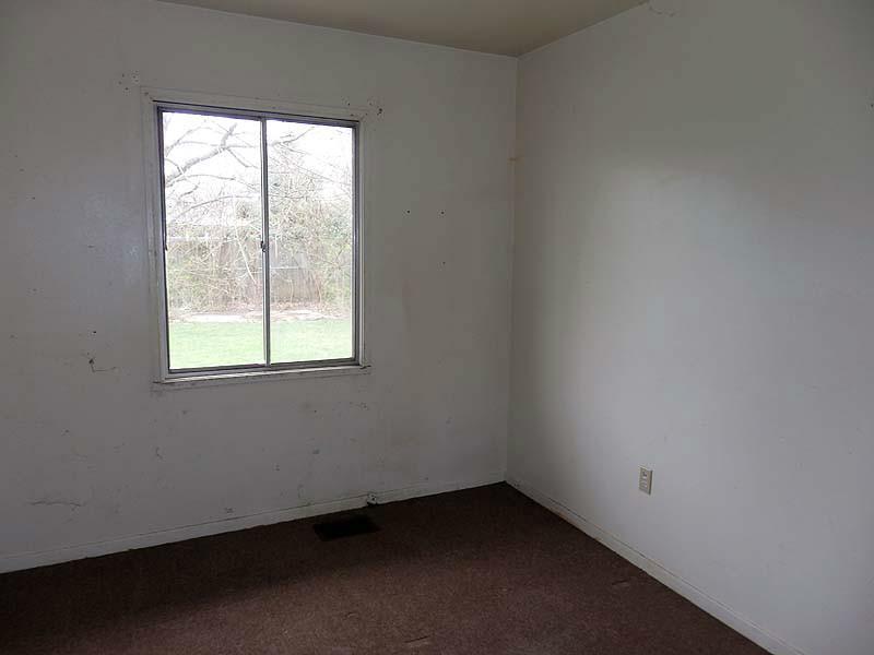 810 South Burnett Road Springfield, OH 45505 - Photo 8 of 10 Gallery Image 8