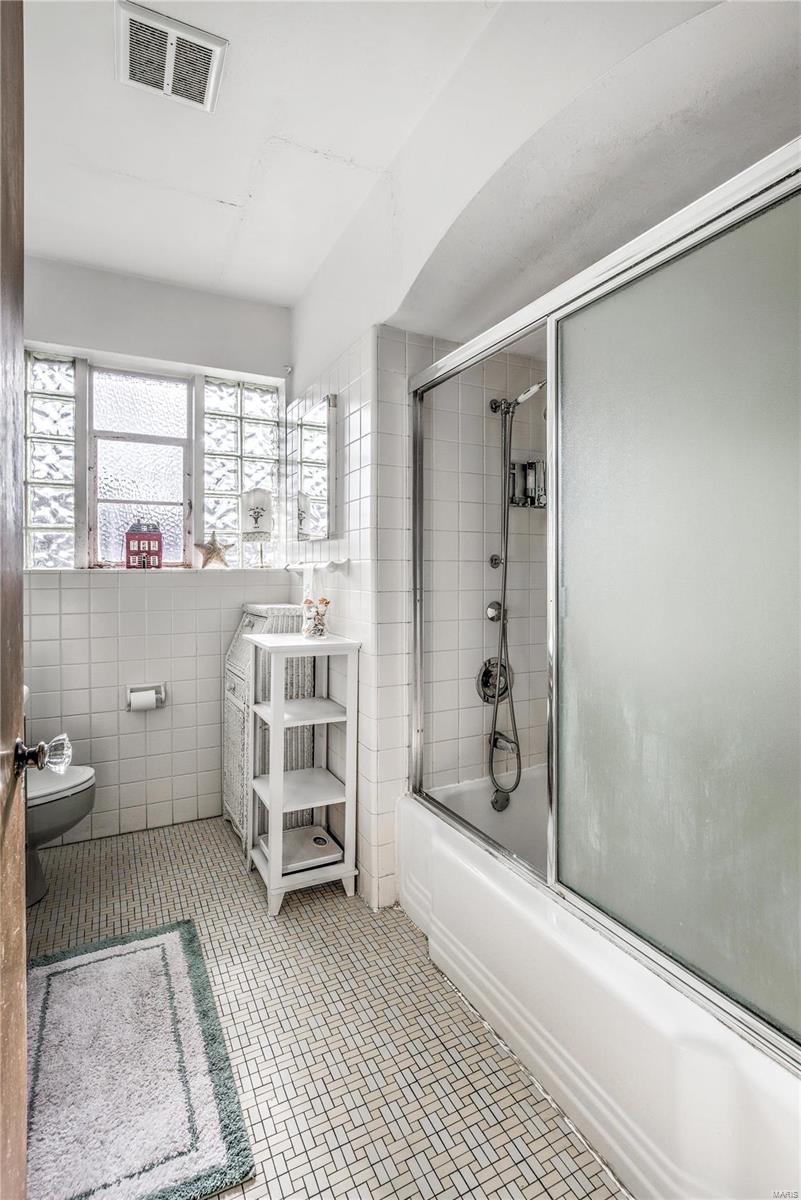 3465 Watson Road St. Louis, MO 63139 - Photo 16 of 26
