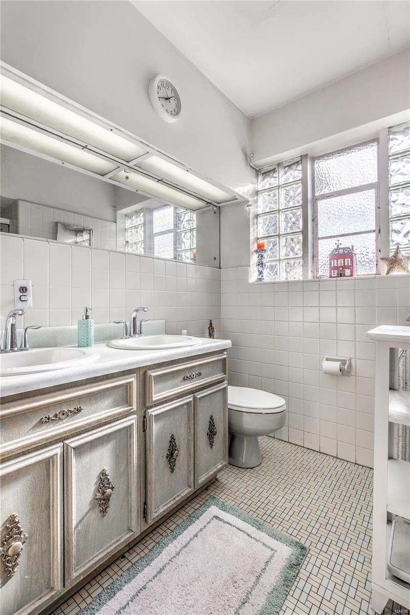 3465 Watson Road St. Louis, MO 63139 - Photo 17 of 26