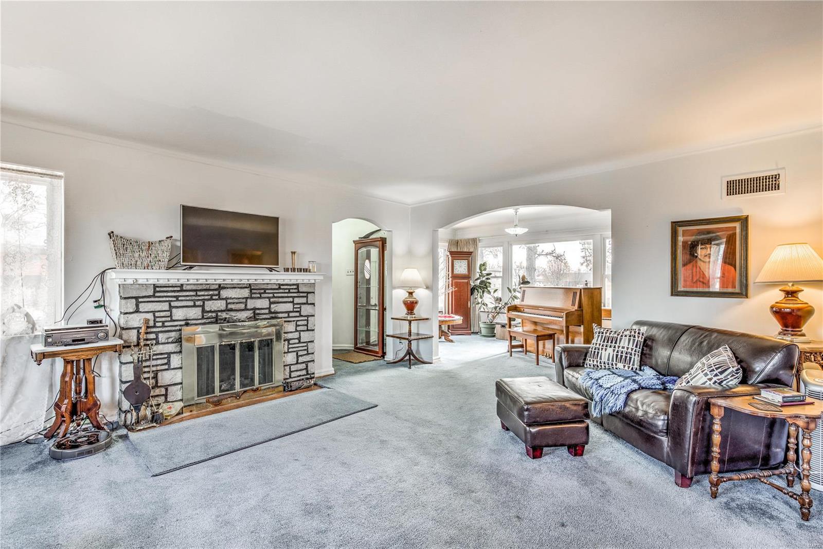3465 Watson Road St. Louis, MO 63139 - Photo 5 of 26